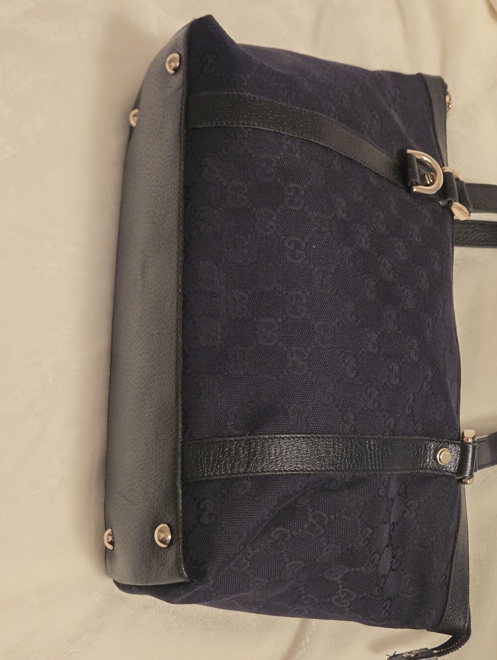 Authentic Gucci GG Black Canvas Abbey Zip Tote Shoulder Gold Hardware Bag - Picture 15 of 15